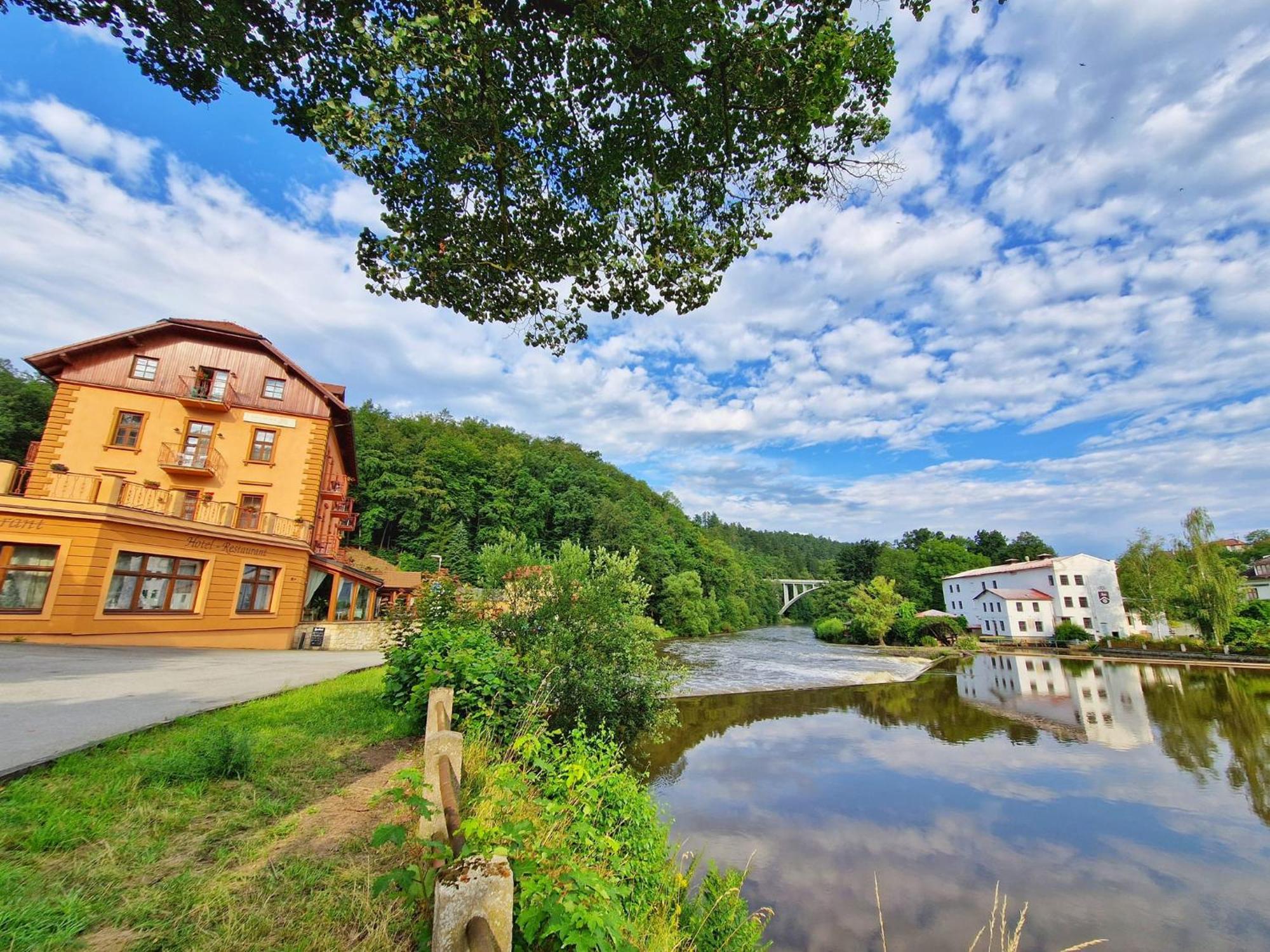 Romantik Hotel Eleonora Tábor Dış mekan fotoğraf